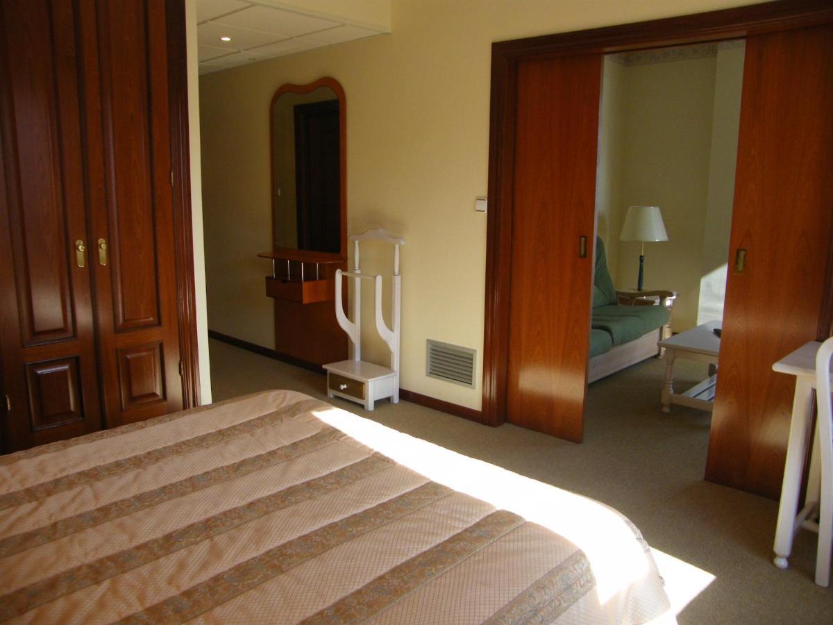 Hotel Magallón Caspe Szoba fotó