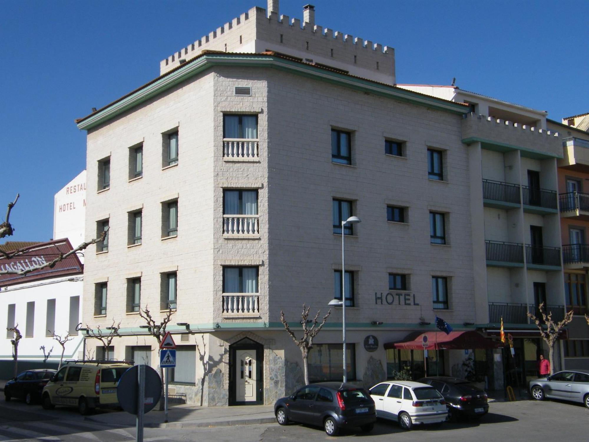 Hotel Magallón Caspe Kültér fotó